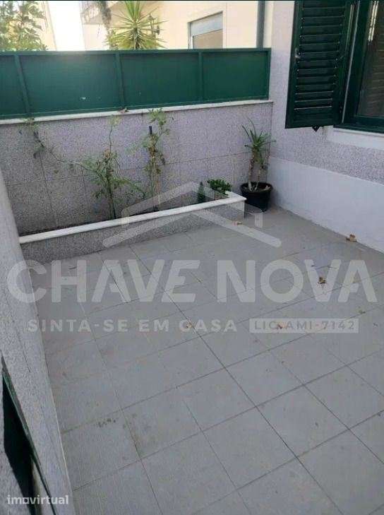 Moradia T2 geminada em Ramalde - Grande imagem: 3/14