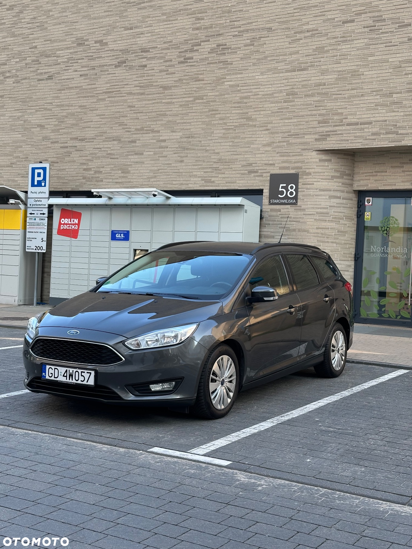 Ford Focus 1.0 EcoBoost Trend - 8