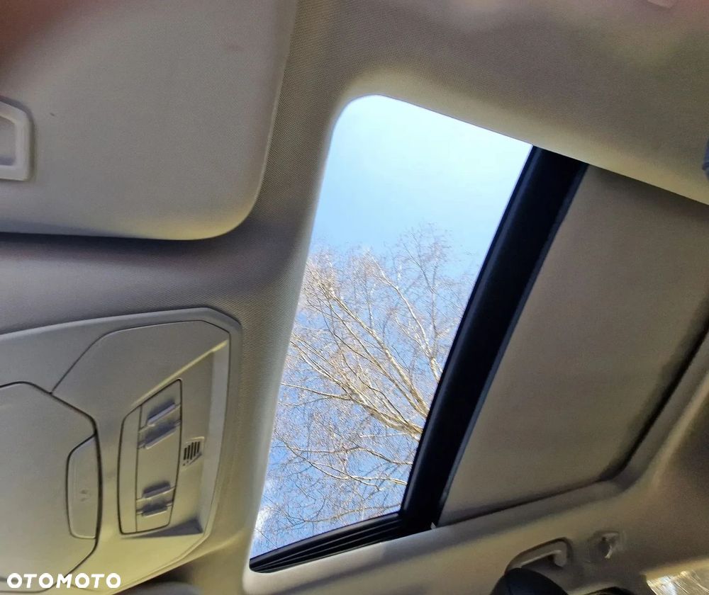 Ford Kuga 2.0 TDCi 4x4 Titanium - 17