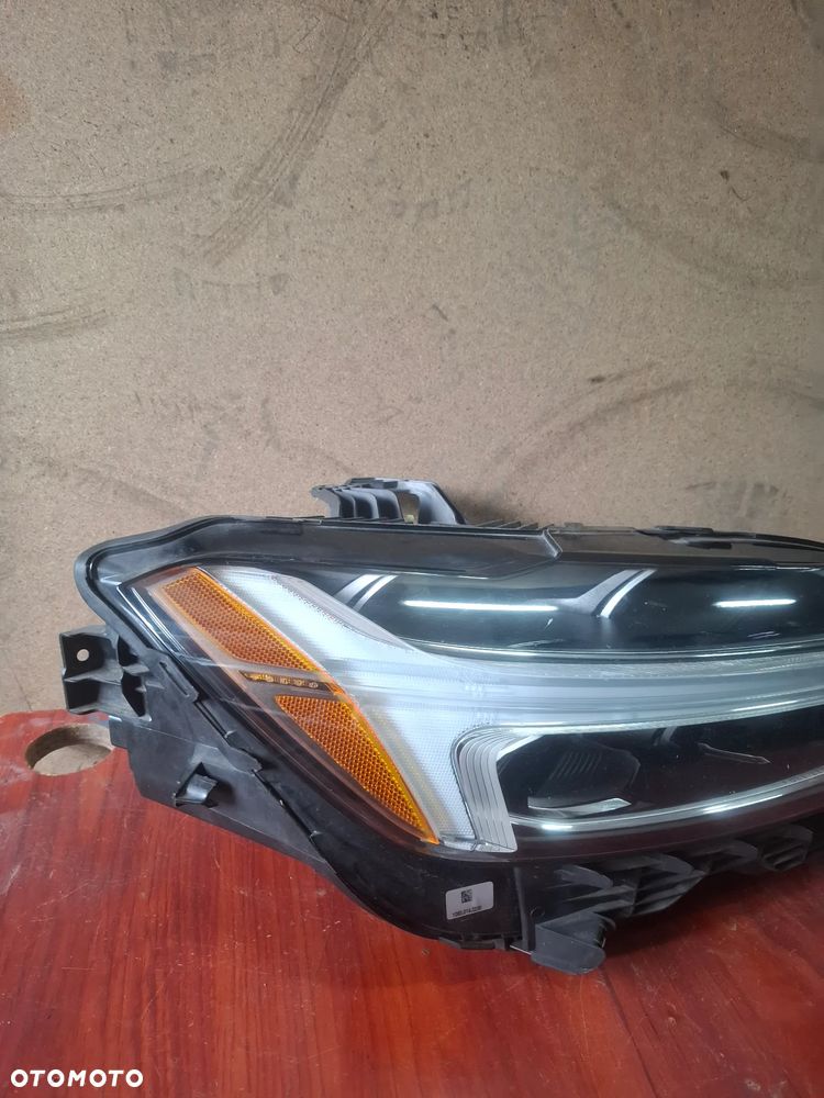 Volvo XC60 II Lampa Prawa Przód Full Led USA 31420416 - 2
