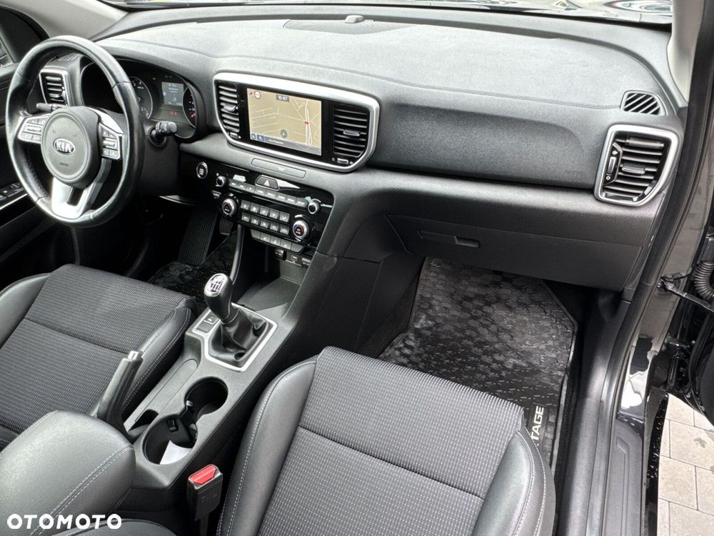 Kia Sportage 1.6 GDI Black Edition 2WD - 26