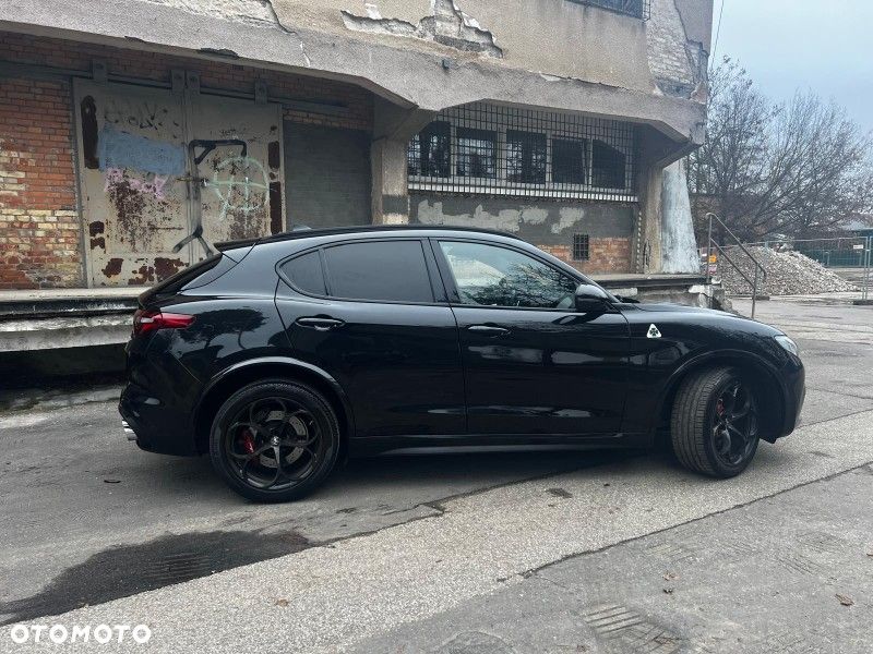 Alfa Romeo Stelvio V6 2.9 Bi-Turbo AT8-Q4 Quadrifoglio - 15