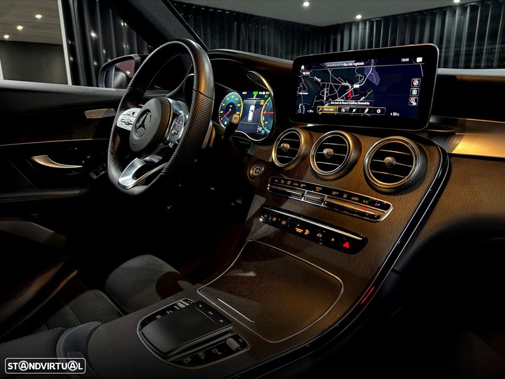 Mercedes-Benz GLC 300 de 4Matic 9G-TRONIC AMG Line - 42