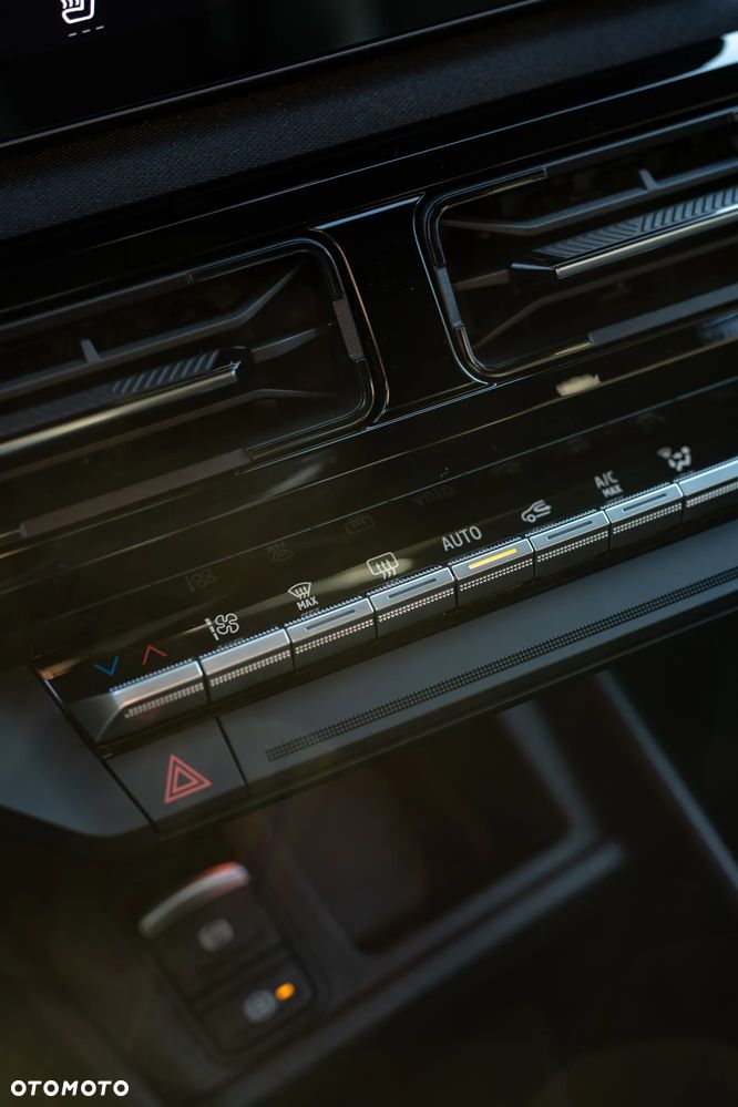 Nissan Micra 52kWh Evolve - 29