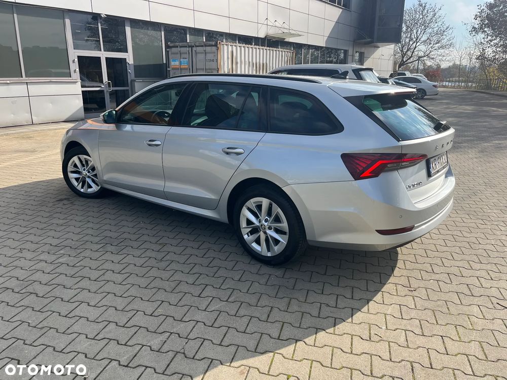 Skoda Octavia - 4