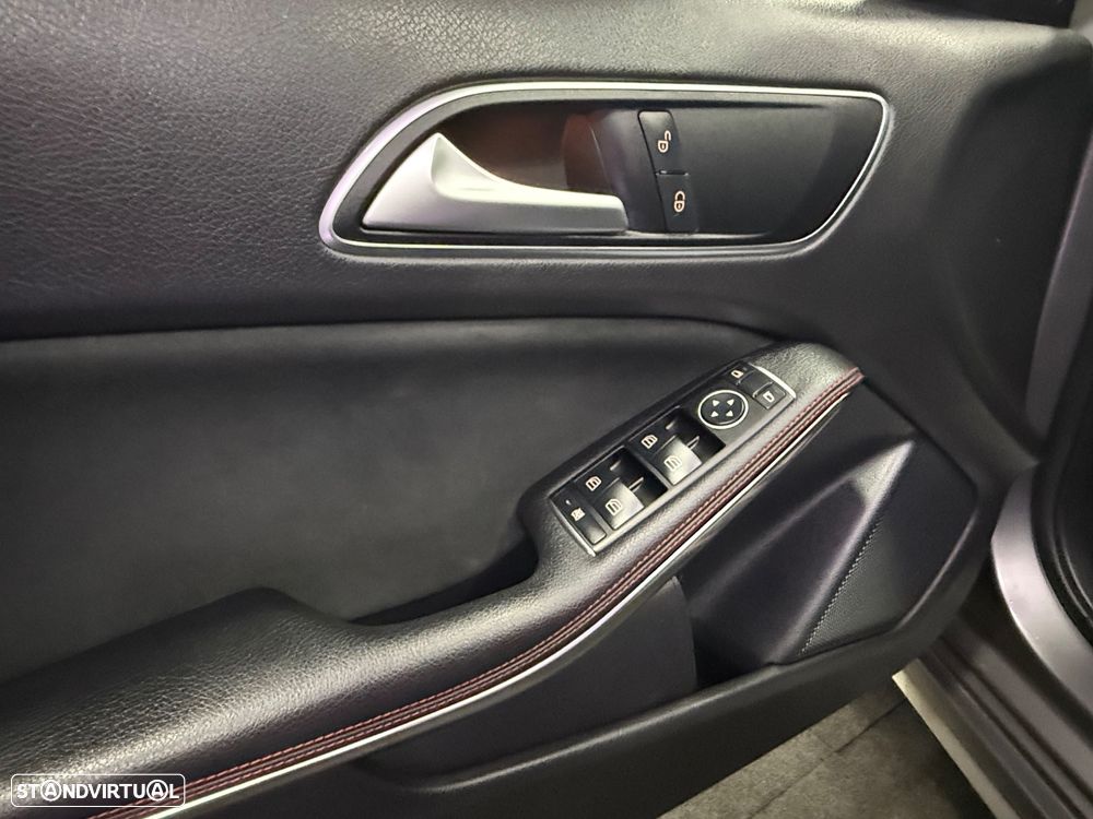 Mercedes-Benz A 180 CDI BE Edition AMG Line - 17