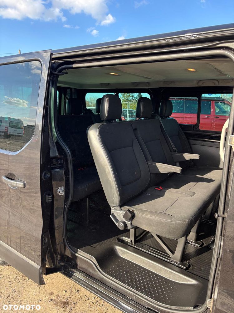 Renault Trafic Grand 1.6 dCi - 9