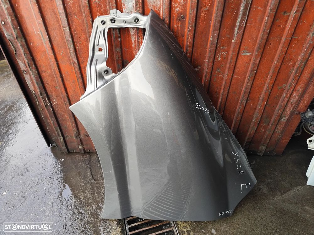 TOYOTA HIACE GUARDA LAMAS ESQUERDO - GL056 - 1