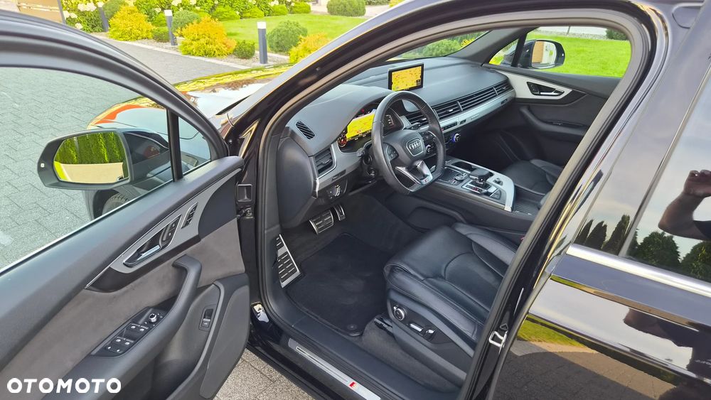 Audi Q7 - 6