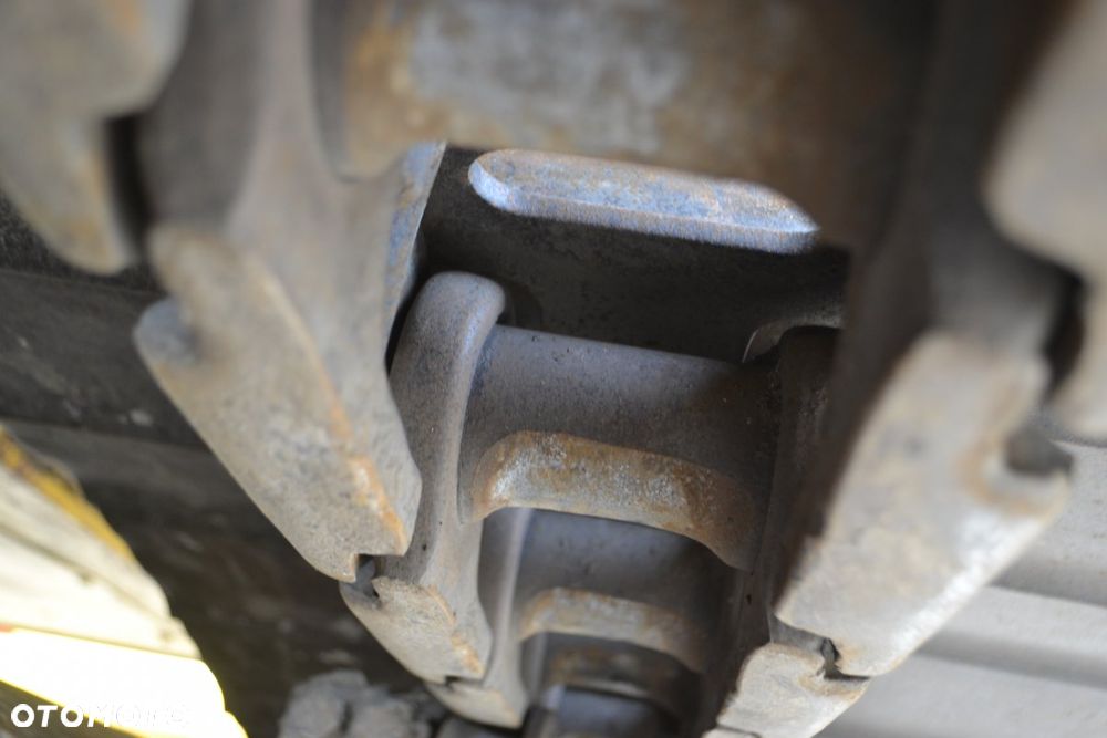 Komatsu PC210LC-11 - 37