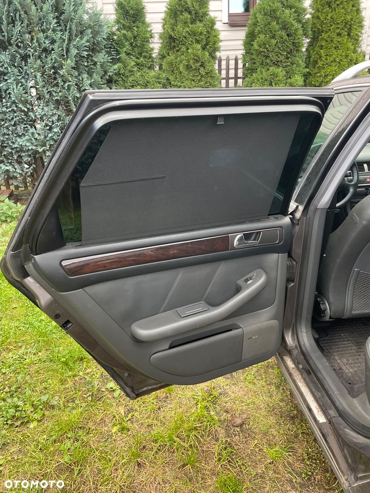 Audi A6 Avant 2.4 - 18