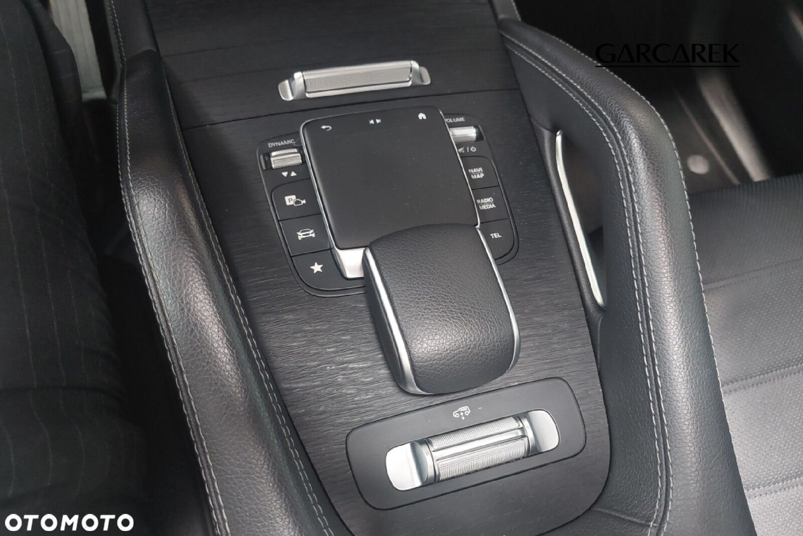 Mercedes-Benz GLE - 17
