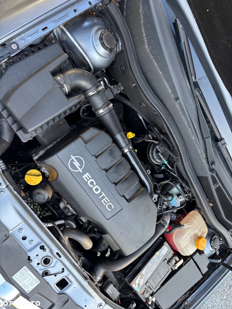 Opel Astra 1.3 CDTI Cosmo - 6