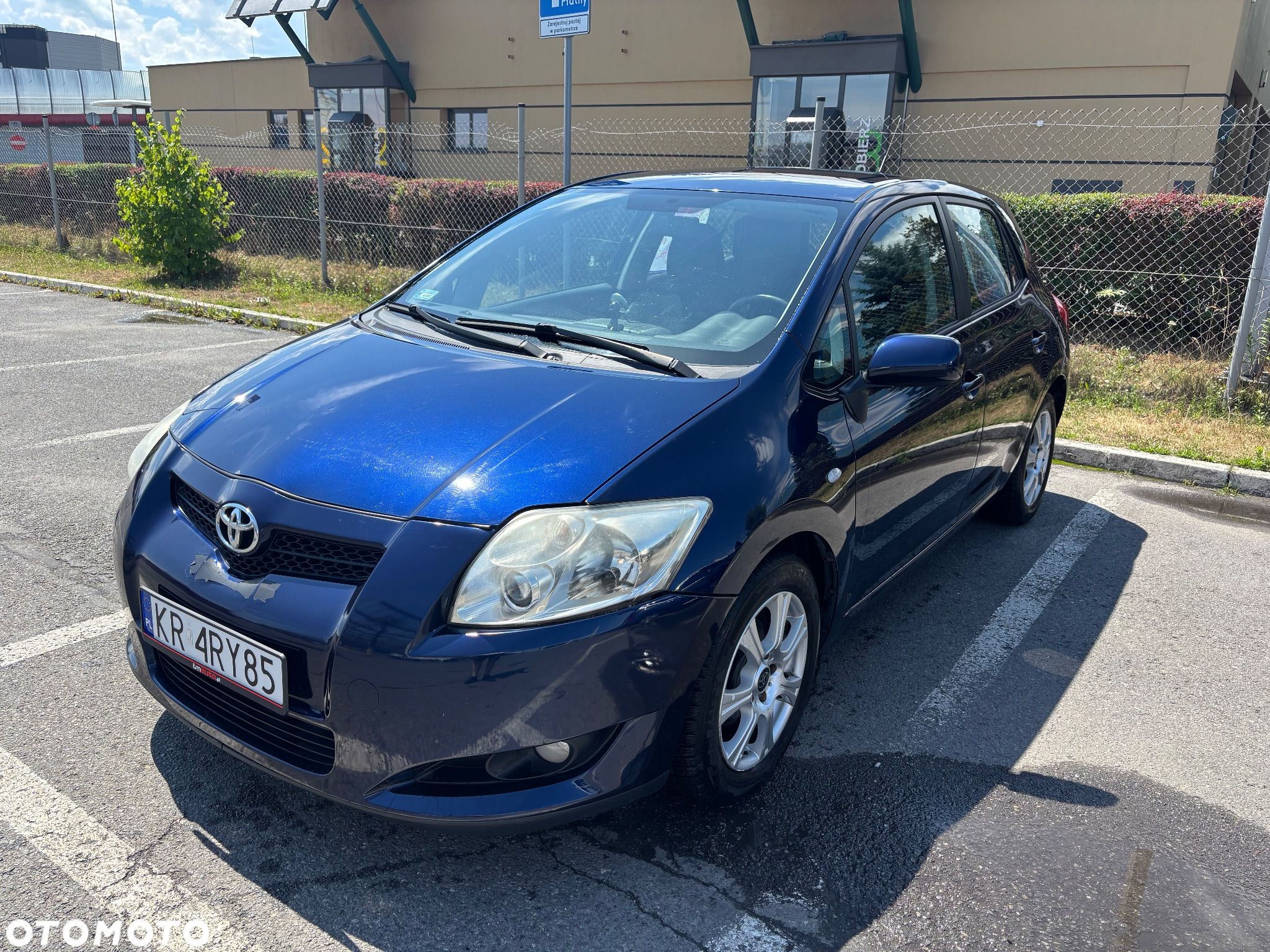 Toyota Auris - 1