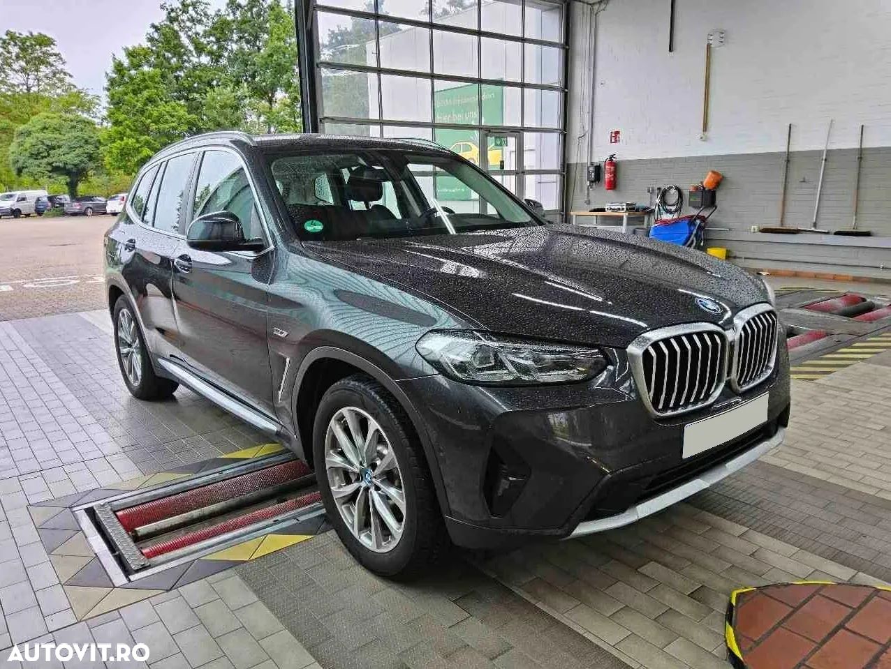 BMW X3 xDrive30e AT PHEV - 1