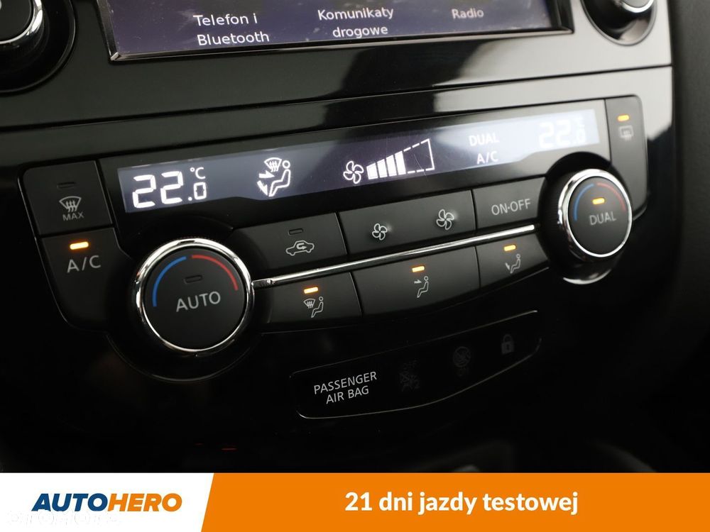 Nissan Qashqai 1.2 DIG-T N-Connecta - 23