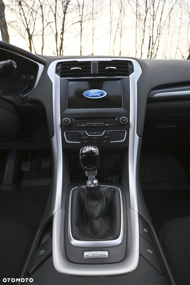 Ford Mondeo 2.0 TDCi Trend - 32