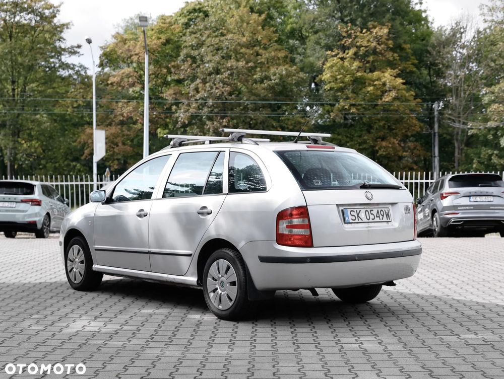Skoda Fabia 1.4 16V Active - 8