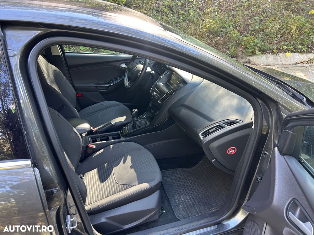 Ford Focus 1.0 EcoBoost Connected - 9