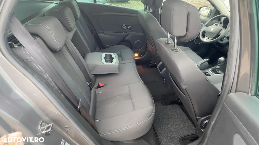 Renault Megane TCe 130 Dynamique - 27