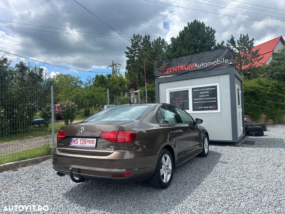 Volkswagen Jetta 2.0 TDI BlueMotion Technologie - 15