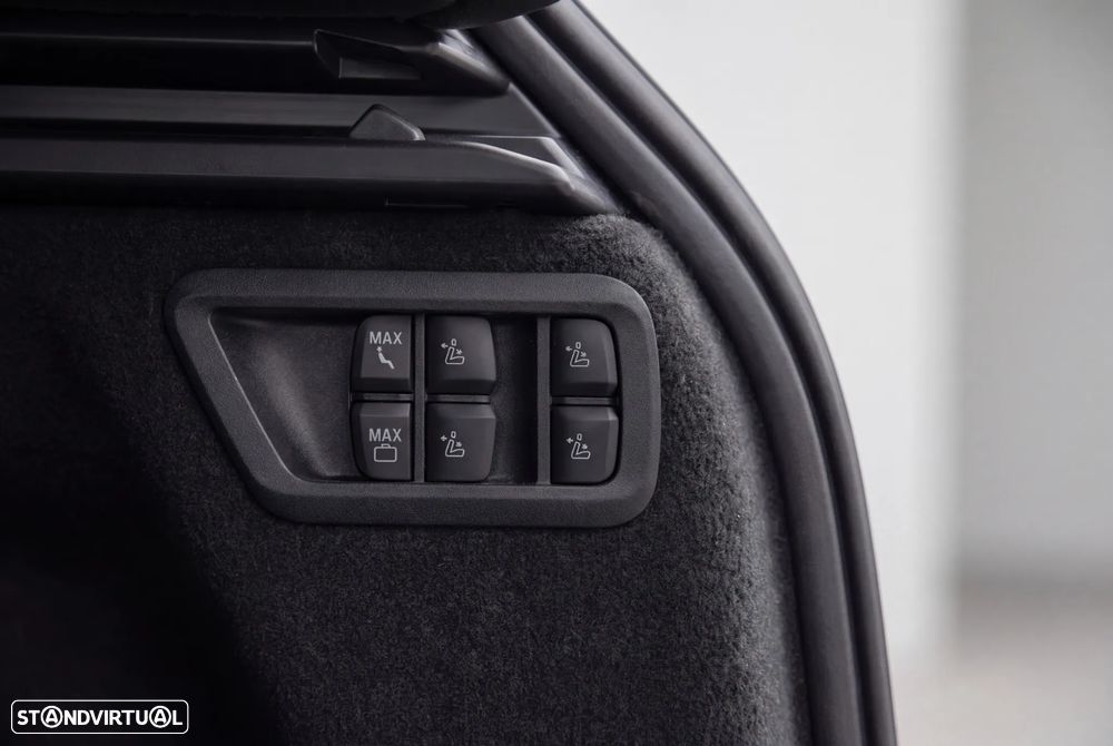 BMW X7 40 d xDrive Pack M Desportivo - 9
