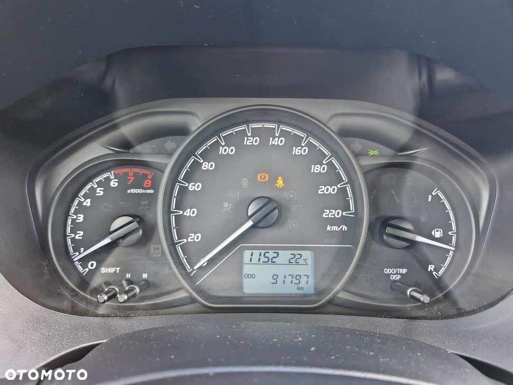 Toyota Yaris 1.5 Active - 16