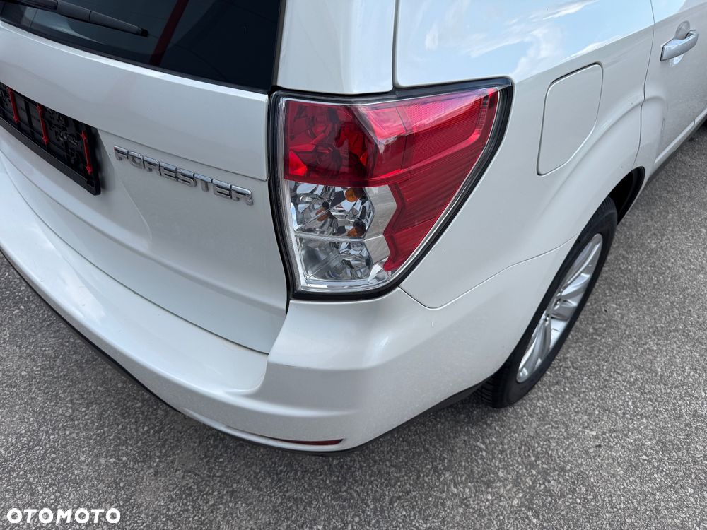 Subaru Forester 2.0 XA Euro5 - 11