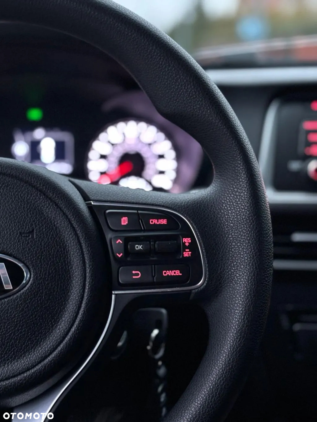 Kia Optima - 18