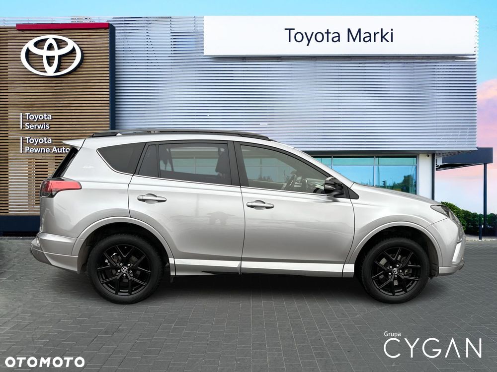 Toyota RAV4 - 6