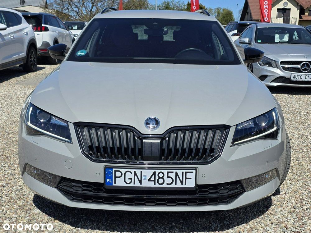 Skoda Superb 2.0 TDI SCR Sportline DSG - 22