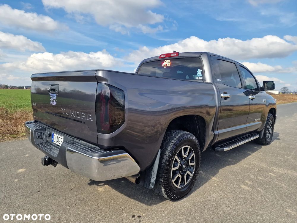 Toyota Tundra - 16