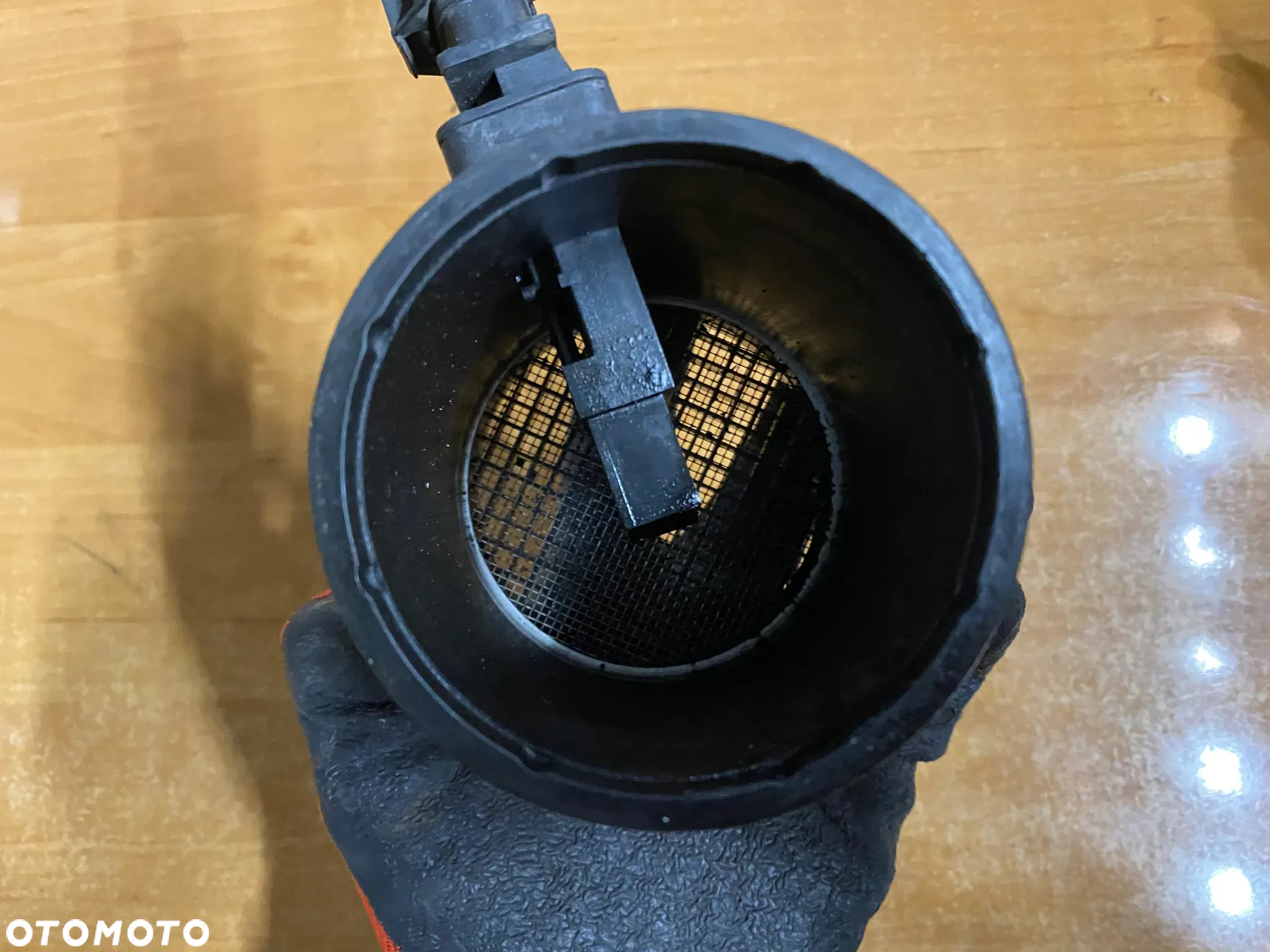 PRZEPŁYWOMIERZ 0281002730 30677999 9798267 VOLVO V70 2,4 - 3