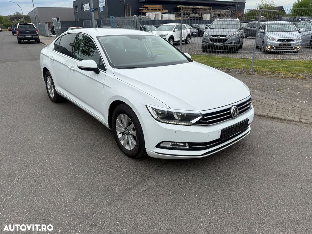 Volkswagen Passat 1.6 TDI (BlueMotion Technology) DSG Comfortline - 1