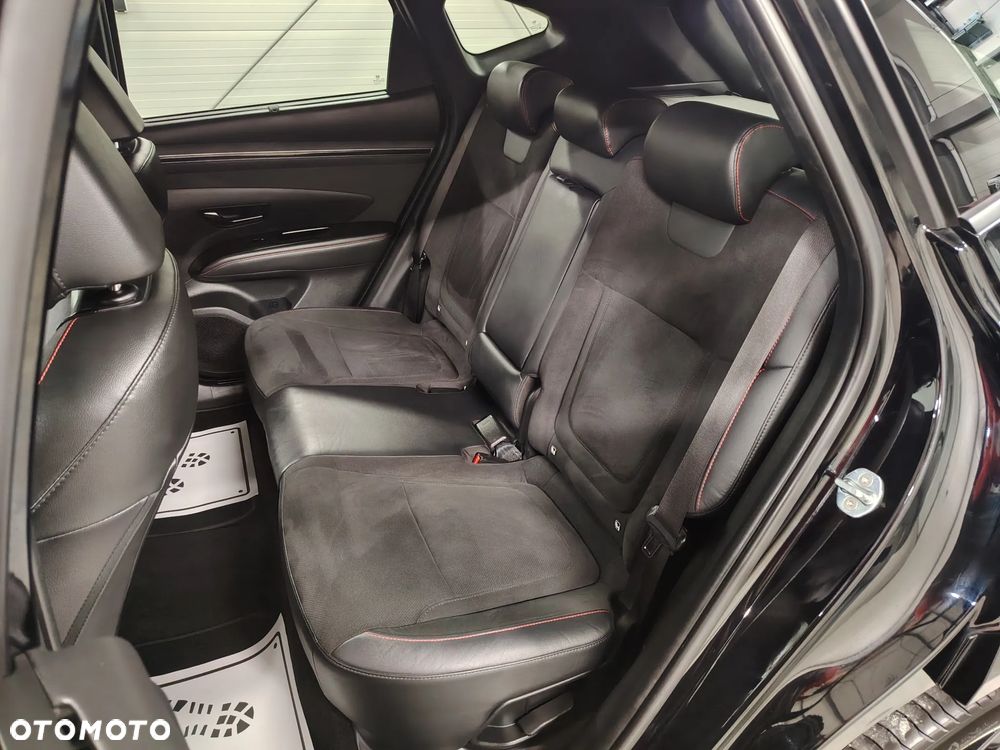 Hyundai Tucson 1.6 T-GDi 4WD N Line - 24