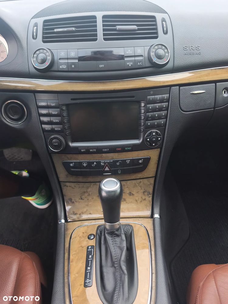 Mercedes-Benz Klasa E 350 4-Matic Avantgarde - 9