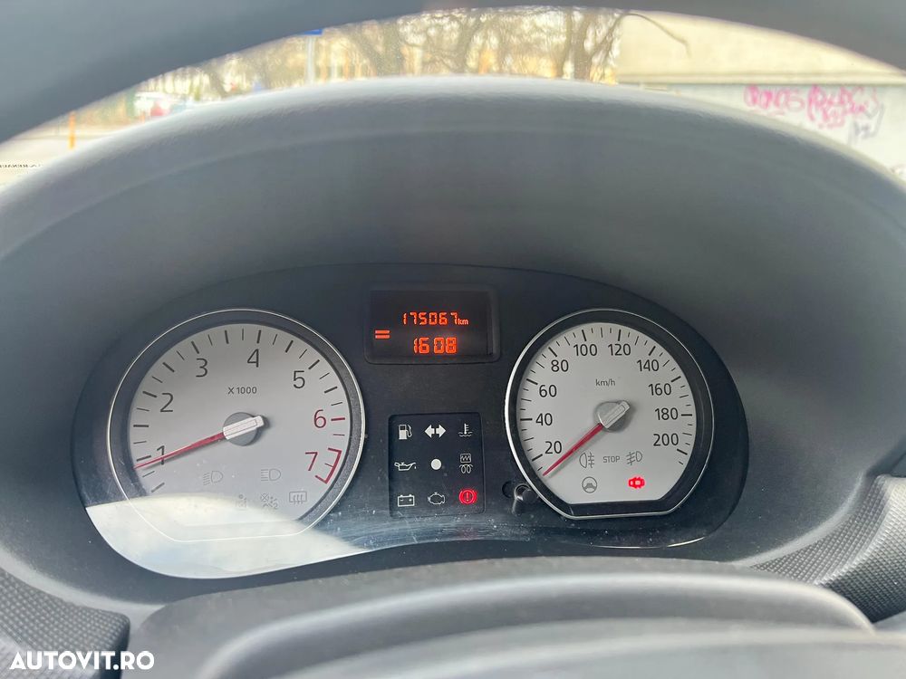 Dacia Logan 1.6 MPI Laureate - 10