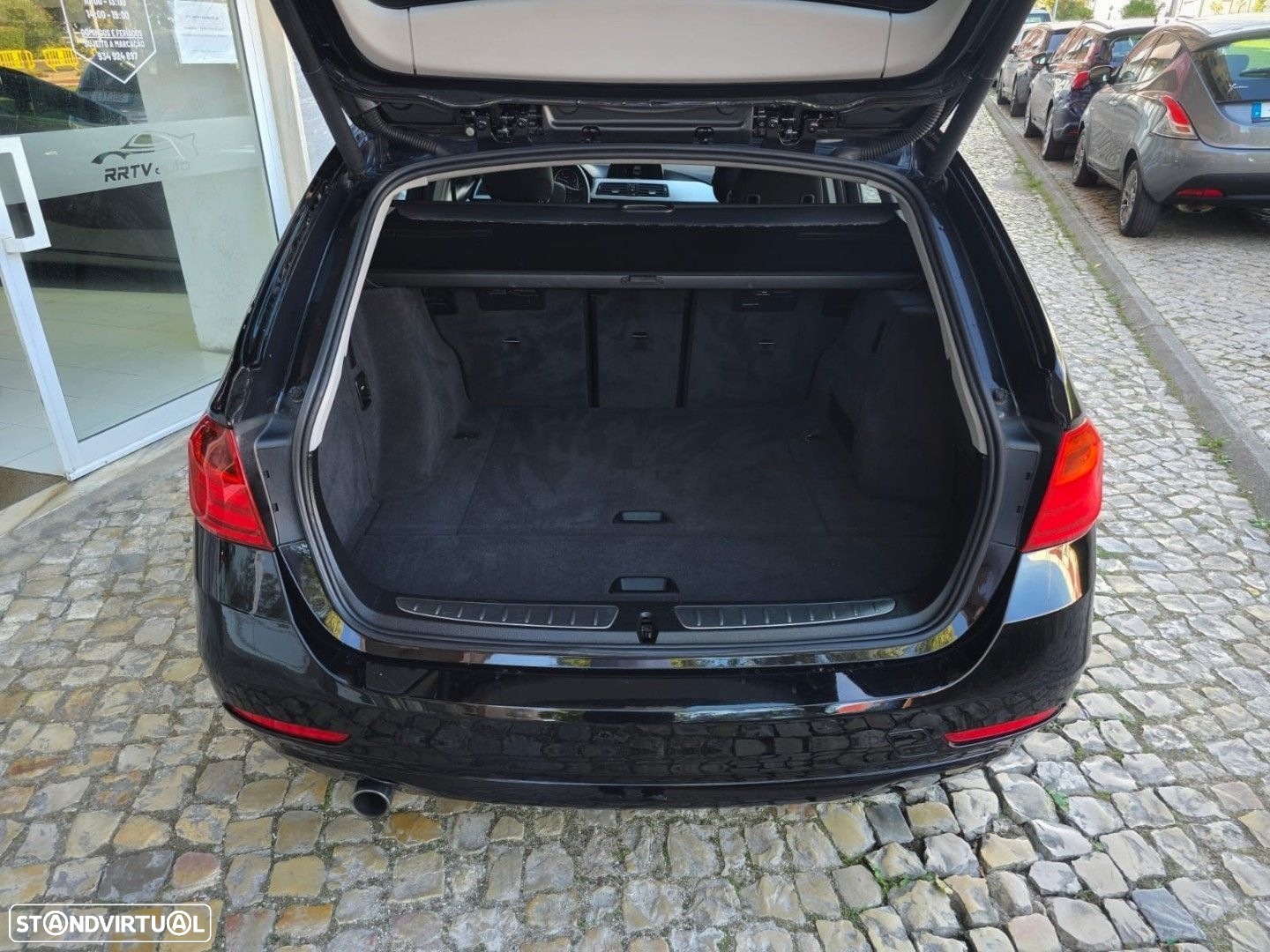 BMW 318 d Touring - 15
