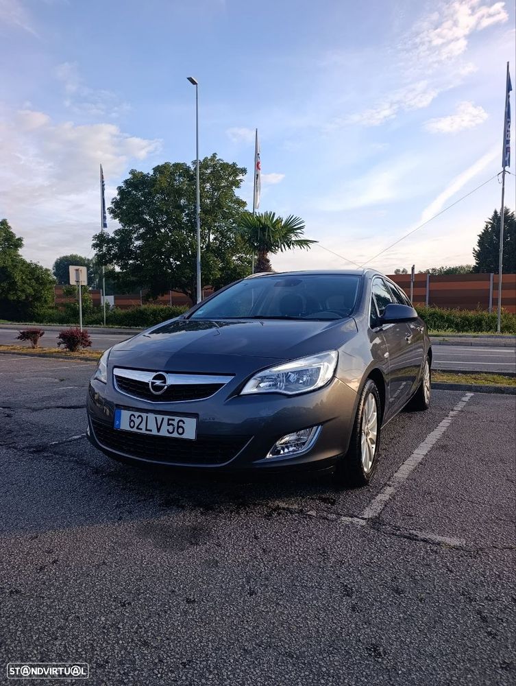 Opel Astra Sports Tourer 1.7 CDTi Cosmo - 4