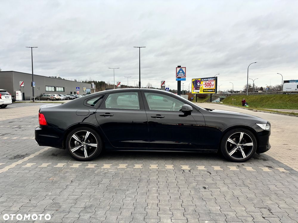 Volvo S90 D3 R-Design - 4