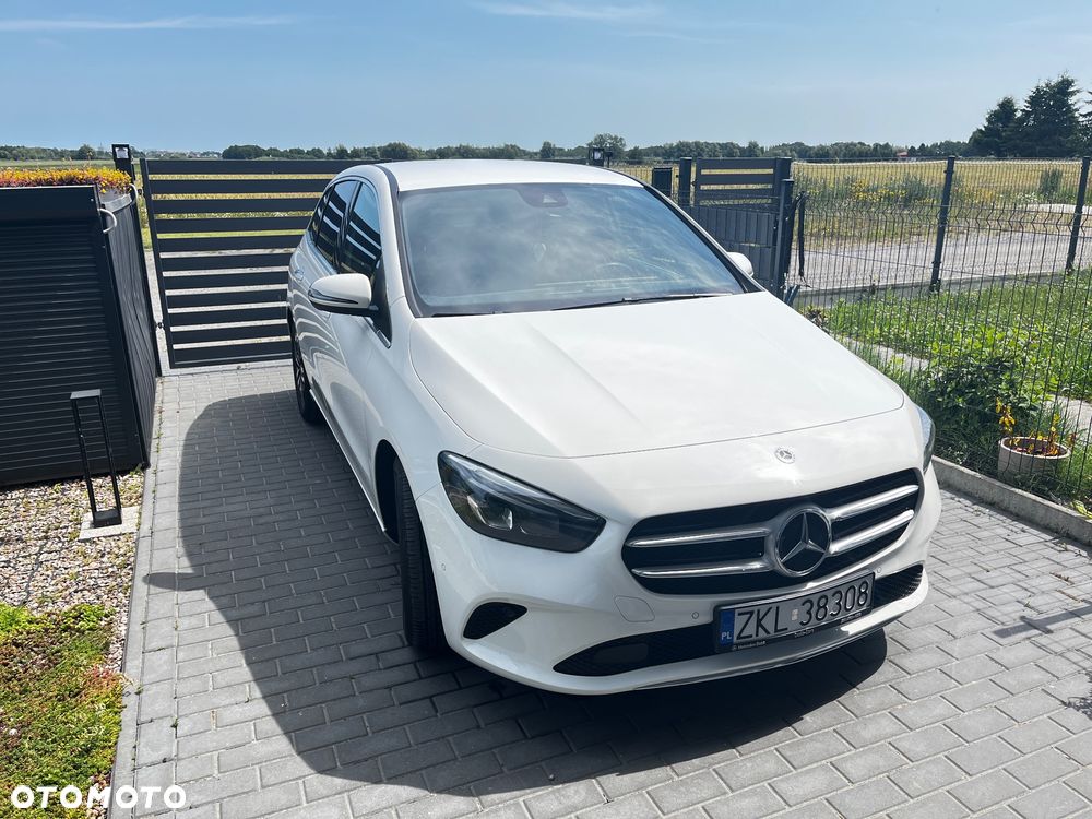 Mercedes-Benz Klasa B 180 Progressive 7G-DCT - 2