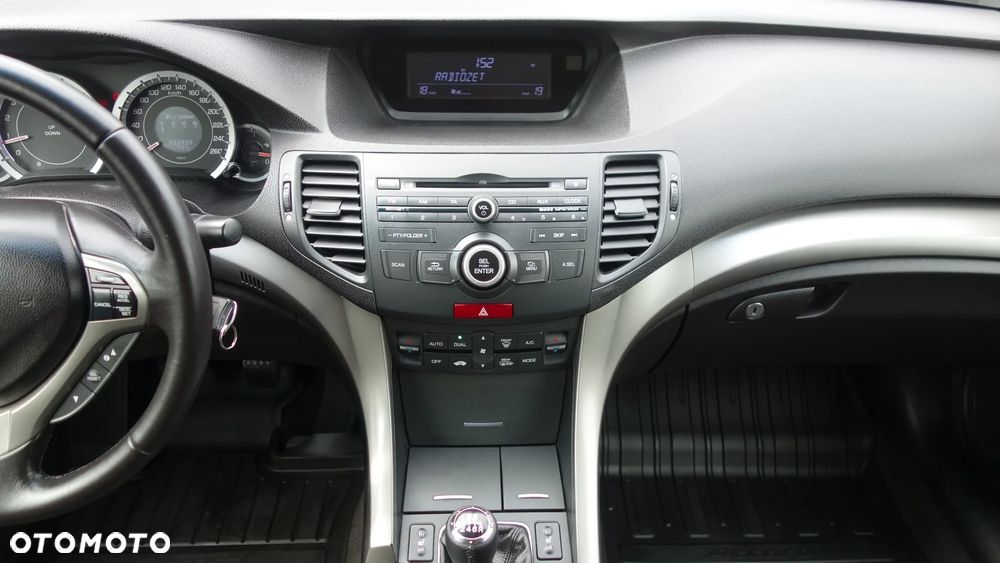 Honda Accord 2.0 Elegance 50 Jahre Edition - 23