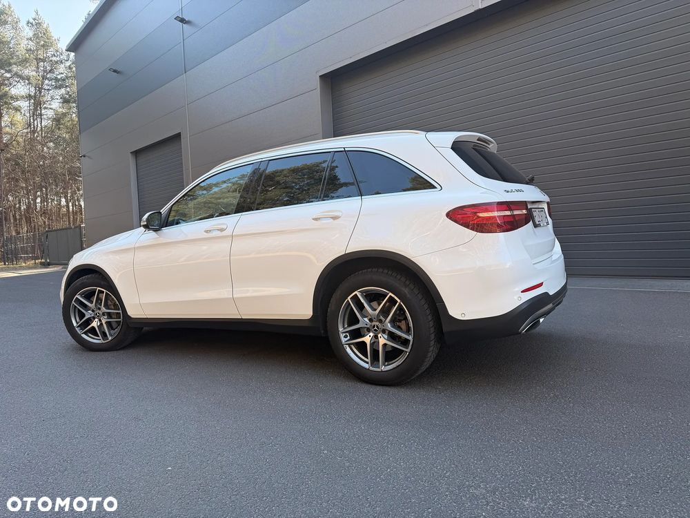 Mercedes-Benz GLC - 8