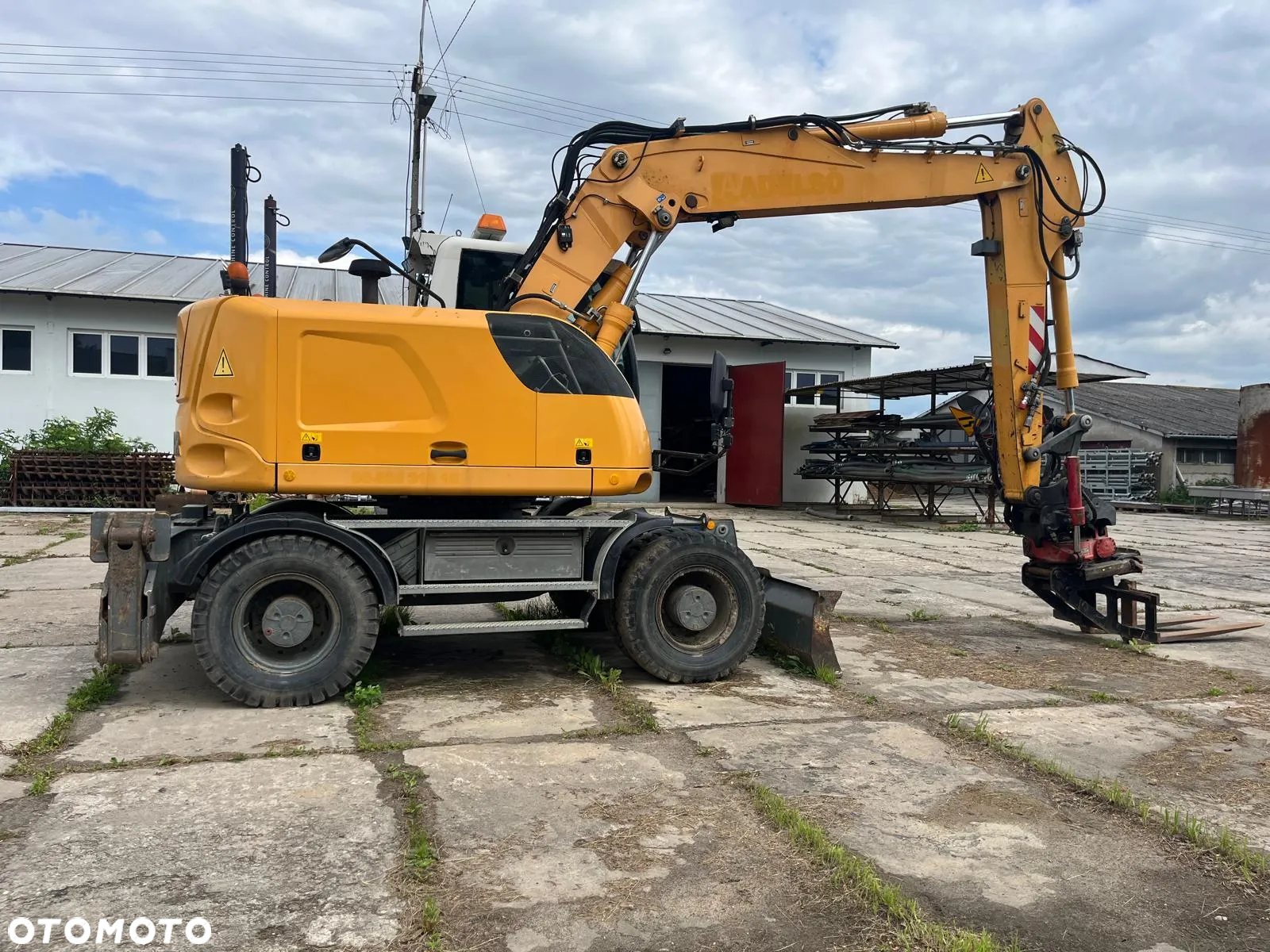 Liebherr A918 Compact - 6