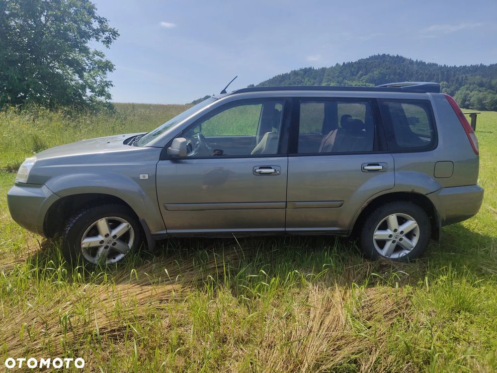 Nissan X-Trail 2.2 dCi Comfort - 4