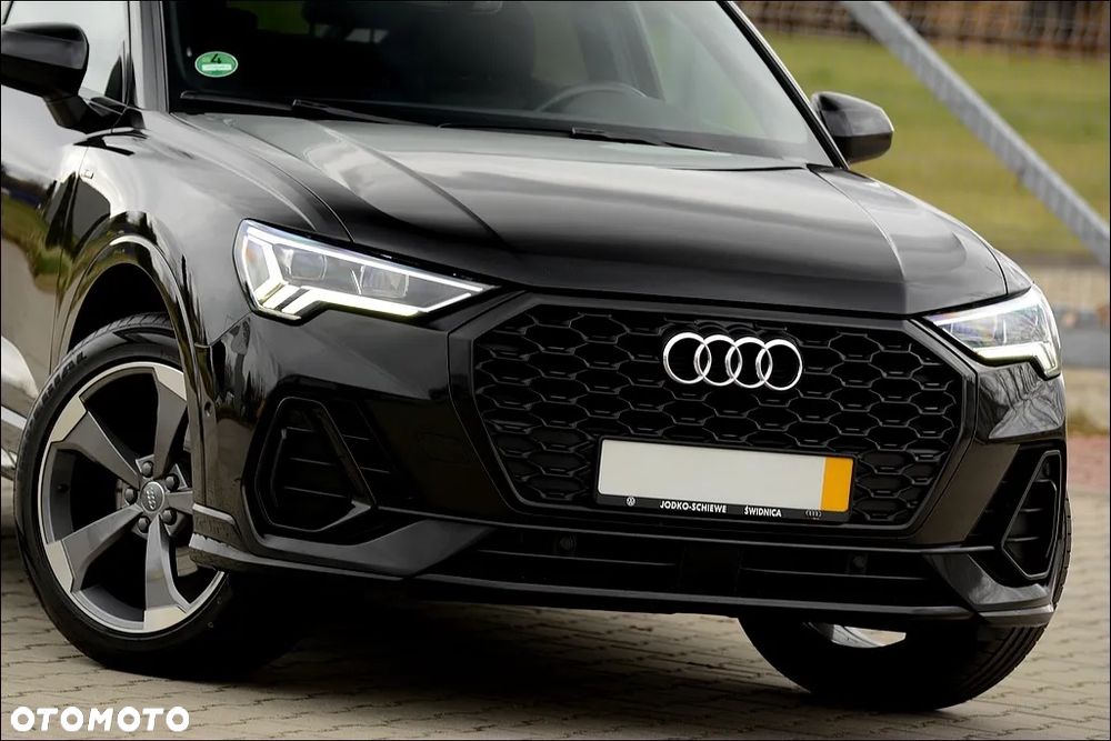 Audi Q3 Sportback 35 TDI S tronic S line - 11