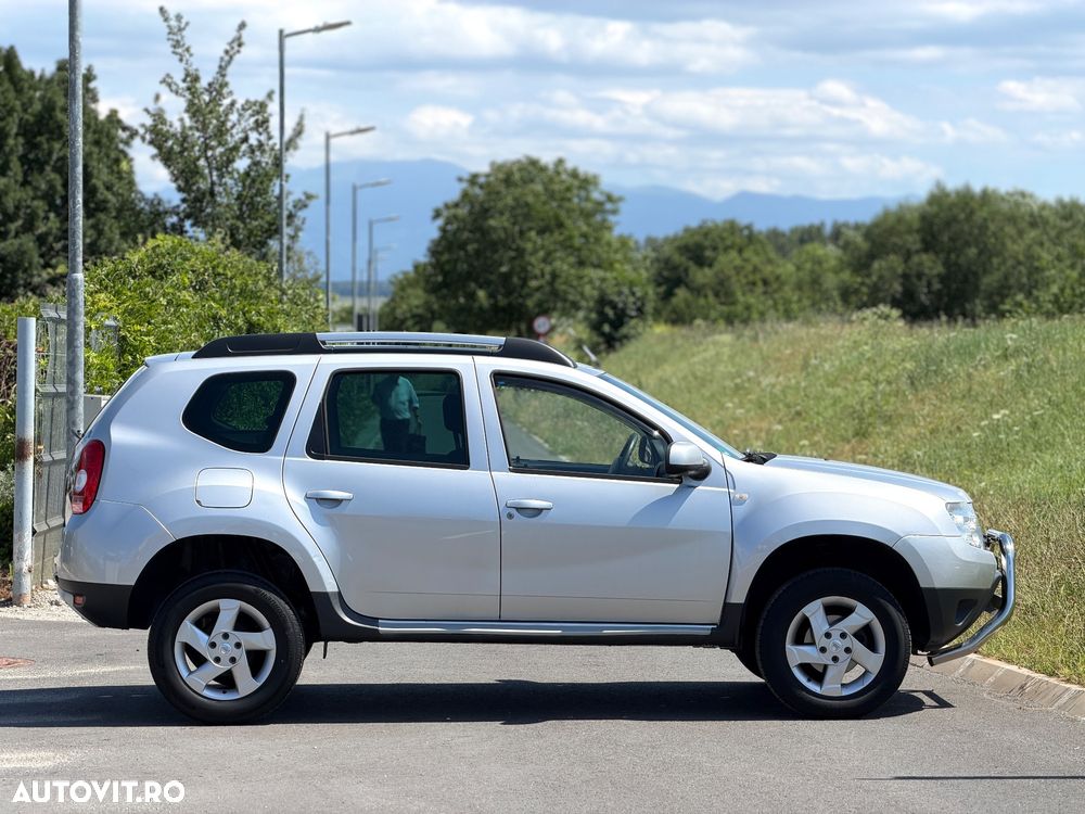 Dacia Duster 1.6 4x2 Laureate - 2