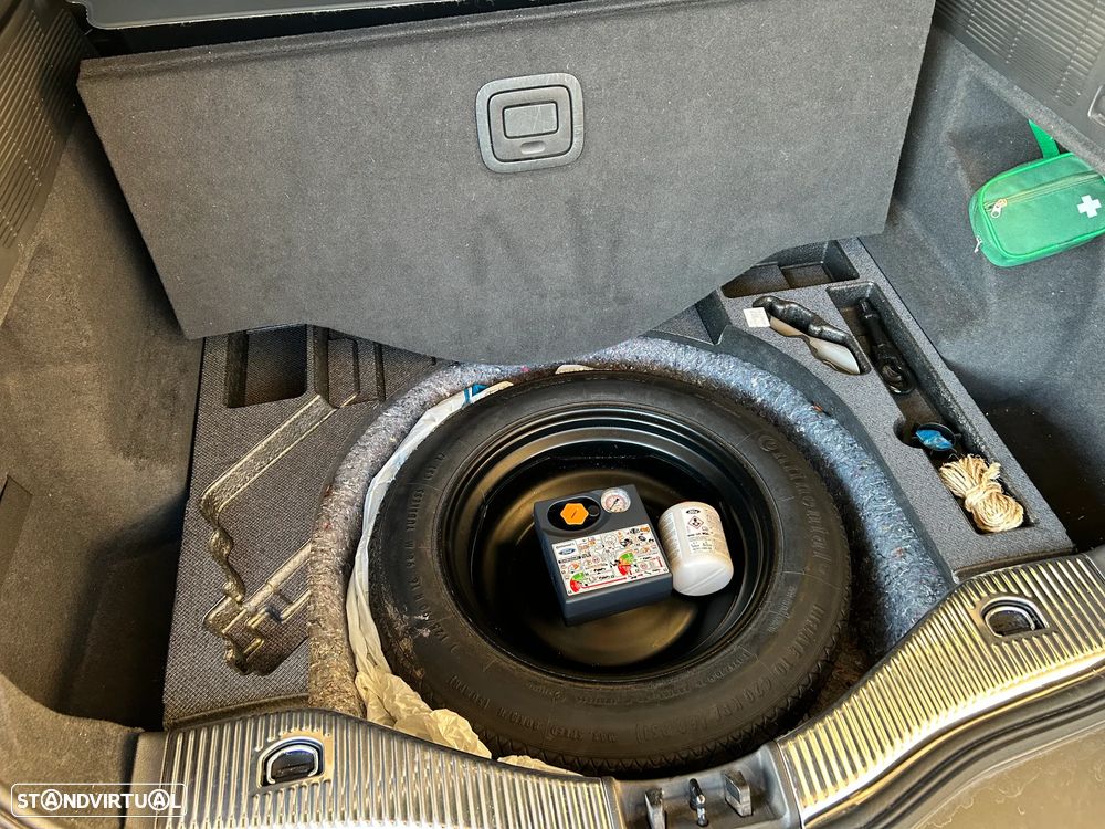 Ford Mondeo SW 1.5 TDCi Business Plus ECOnetic - 44