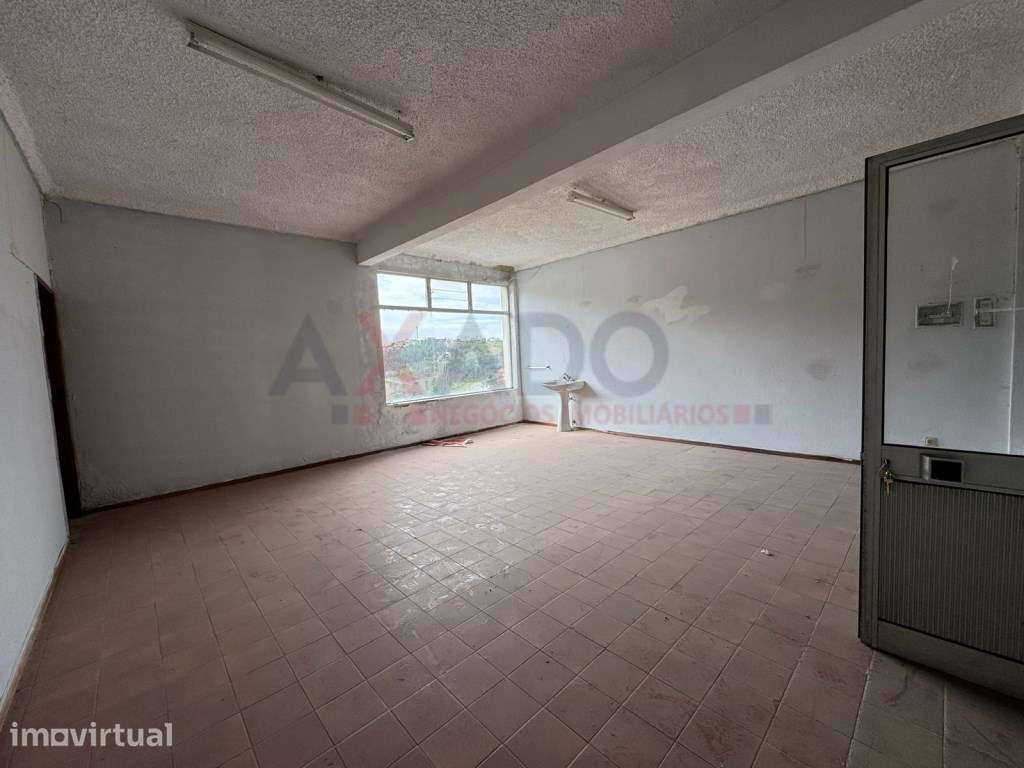 Loja Comercial em Seia - Excelente Localização. - Grande imagem: 4/7