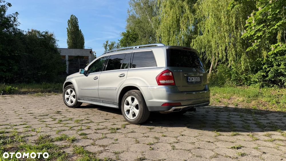 Mercedes-Benz GL - 4